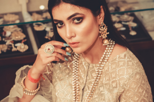 Simple Beauty Tips To Glam Up Your Look This Diwali